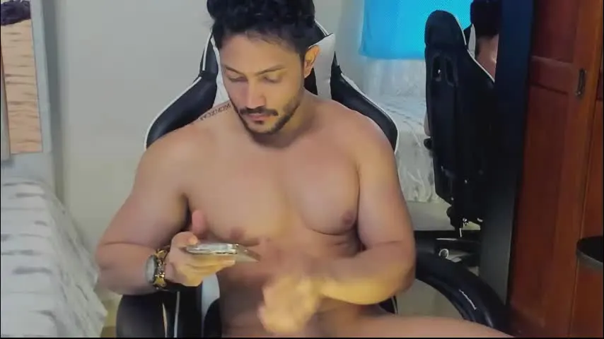 luis_baptista — BIG CUM #muscle #lovense #latino #bigass #bigcock #dance #cum #uncut #fitness [2000 tokens remaining]