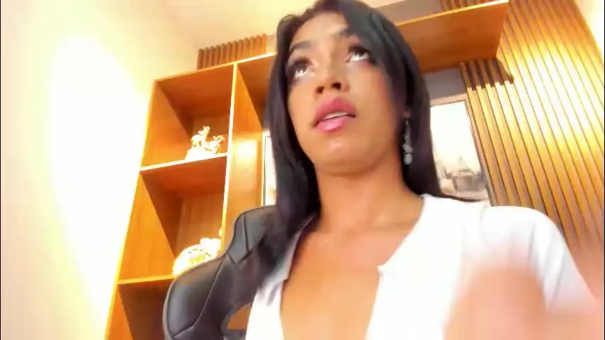 alahia__rodriguez — Welcome to my room #sexy #love #private