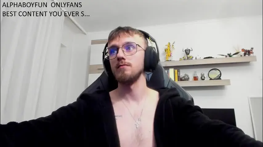 alphaboyfun — welcummm in my room ! cum cum cum cuMMM #feet #uncut #party #master #findom [1998 tokens remaining]