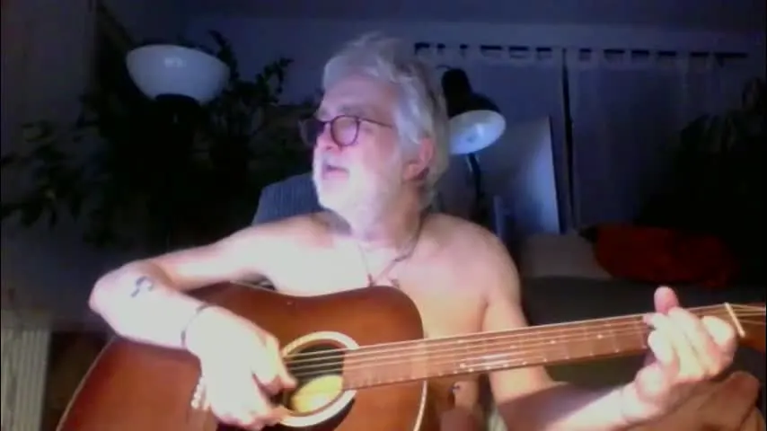 amberr11 — #daddy #outdoors #uncut #shaved #toys #tattoo