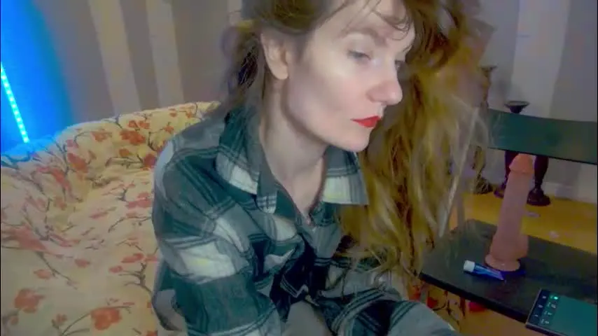 awesomeblossommm — Lovense Lush on - Interactive Toy that vibrates with your Tips - Goal: Play with pussy / spread pussy #lovense