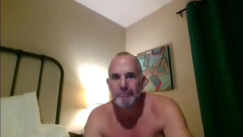 boreddad2023 — GOAL: Let's have fun ♥️ #strip #bounce #pose #take orders #you direct [200 tokens remaining]