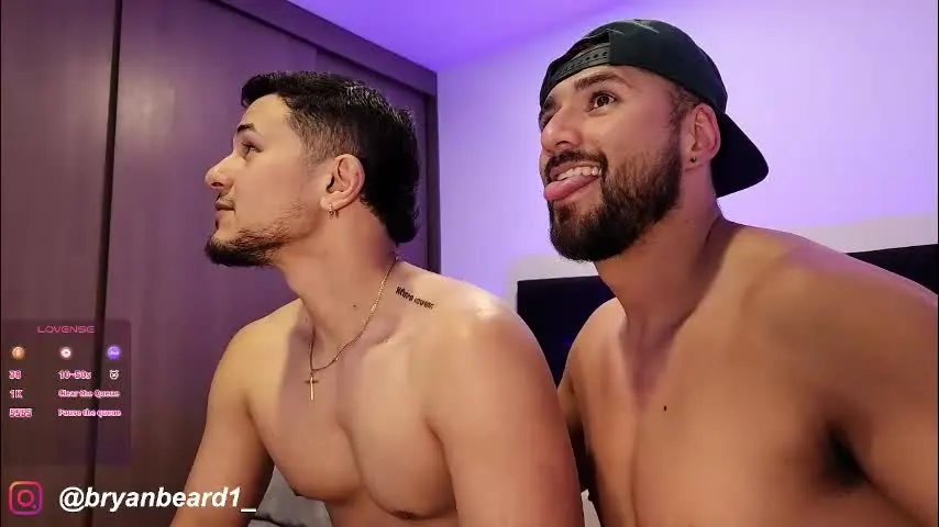 bryanbeard — GOAL: Finger ass [79 tokens remaining] Welcome to our room