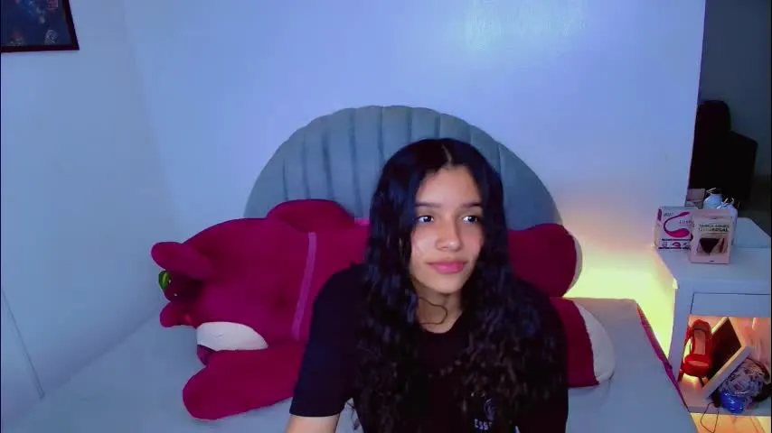 cami_bunnygirlx — #latina #natural #curvy #bigass #Christmas #latina #natural #curvy #bigass #Christmas