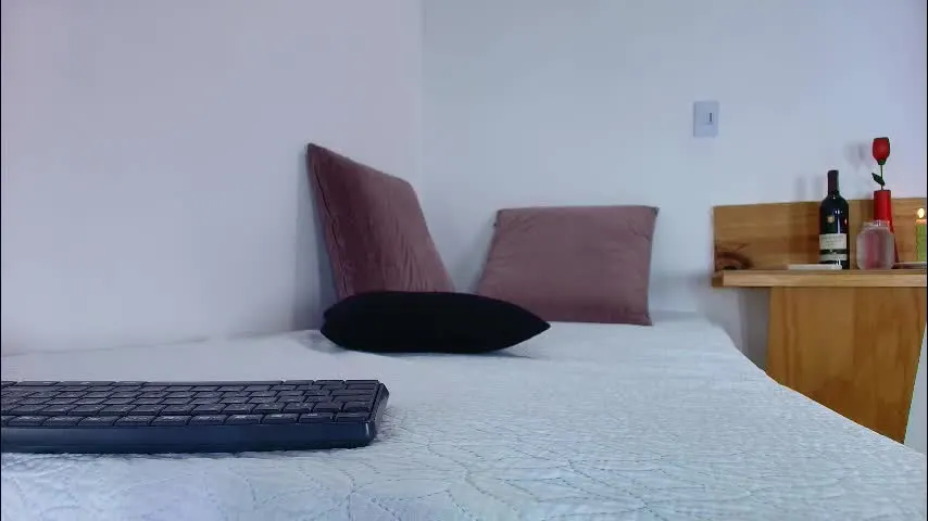 candy_feett — Candy_feett's room #pantyhose #milk #bigass #suck #c2c