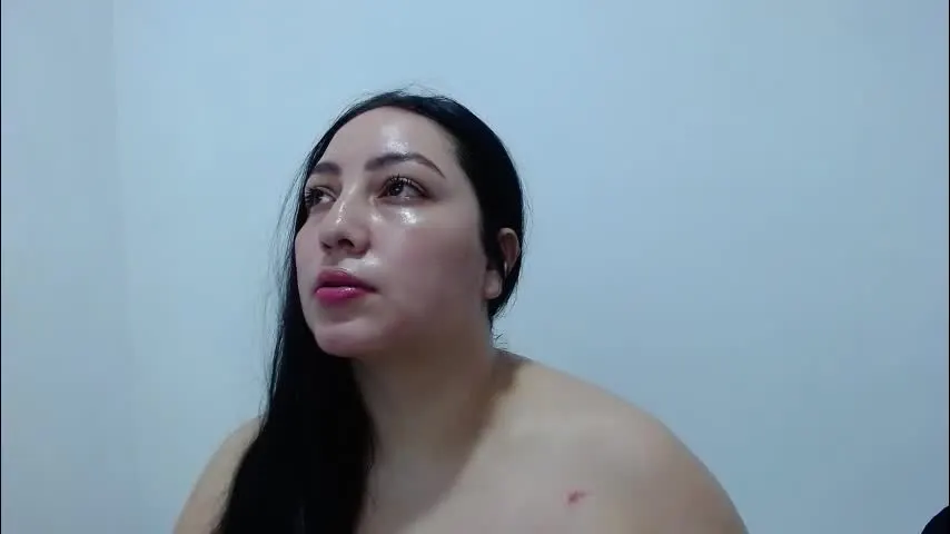 carolina_zabala_19 — GOAL: flash asshole [0 tokens remaining] Welcome to my room! #bigass #curvy #daddysgirl #latina #anal