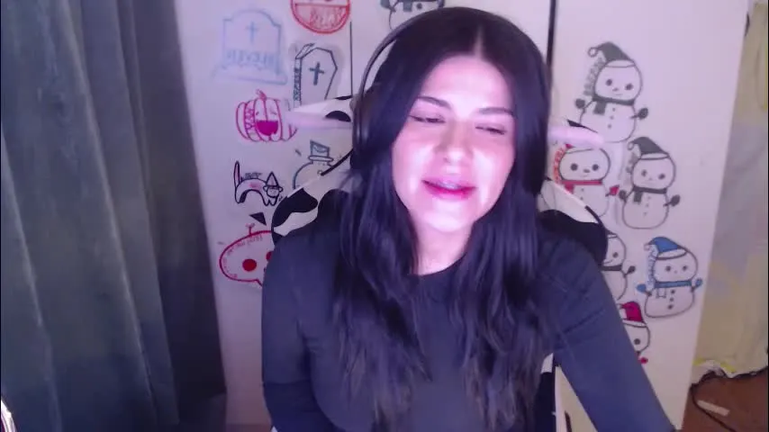 cassiealvarez — clear for body tease | would you rather 2 | avn 700 | beer 666 | read the rules twice #milf #mature # [500 tokens remaining]