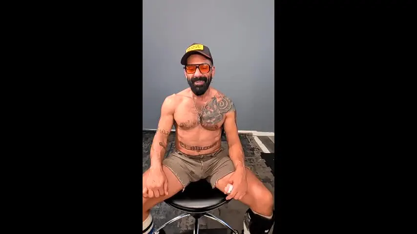 charlieprospect — Charlie🌹Prospect's Room #daddy #latino #hairy #amputee #tattoo