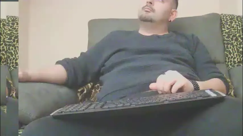 chubbbybo — SHOOT THE LOAD 😋🍆 [250 tokens remaining] Chubbbybo's room Welcome and HI 🥰 #hornyaf 😋 #chubby #bisexual #jerking #cumgoal