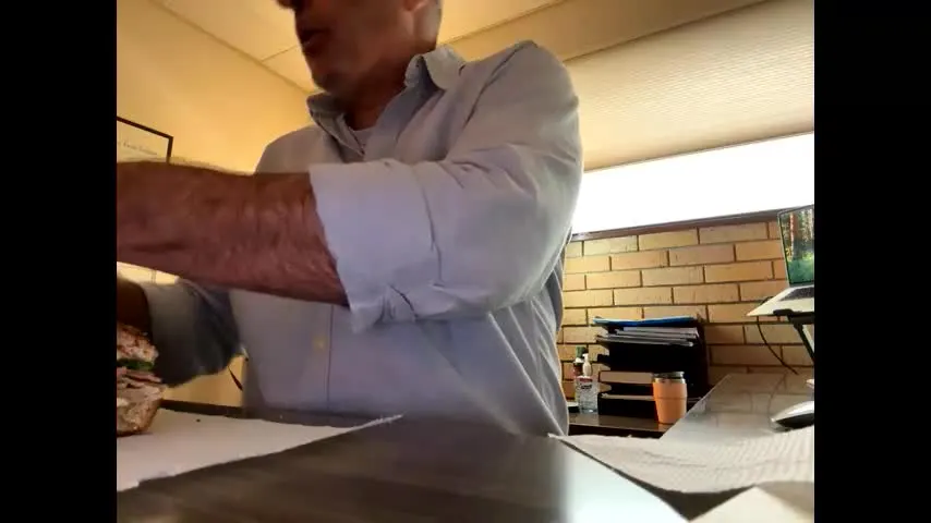 cj3d2 — Cum on office desk [779 tokens remaining] #hairy #daddy #straight #married #mature