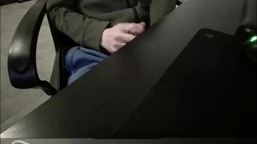 crafty333 — strip goal - request in tip - #boy #uncut [300 tokens remaining]