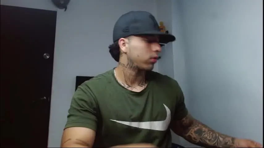 darius_phoenix — big cum show today #muscle #uncut #bigcock #cum #master [999 tokens remaining)]