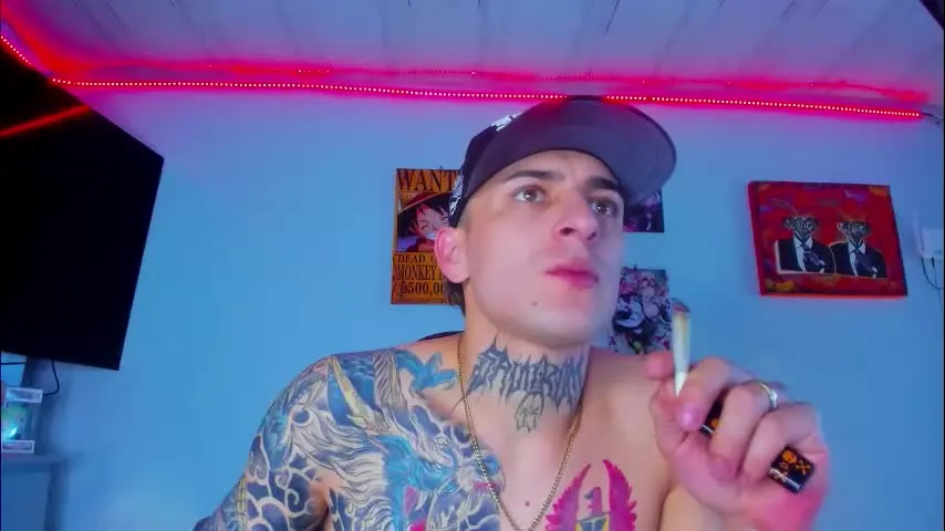 drako_lamar — Do U Want me to Be Ur Master!? 😈😏 I'm So Alpha 🔥 - Goal is : show cock hard and full naked😋😎🍆 #muscle #bigcock #new #young #cum