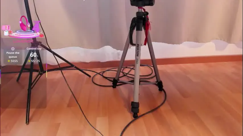 elecktra_sweet — Sweetest face on the site, naughtiest girl in the room with my bigboobs 🔥✨ - Goal: sexy play with my torso [333 tokens left] #fuckmachine #braces #young #bigboobs #bigtits