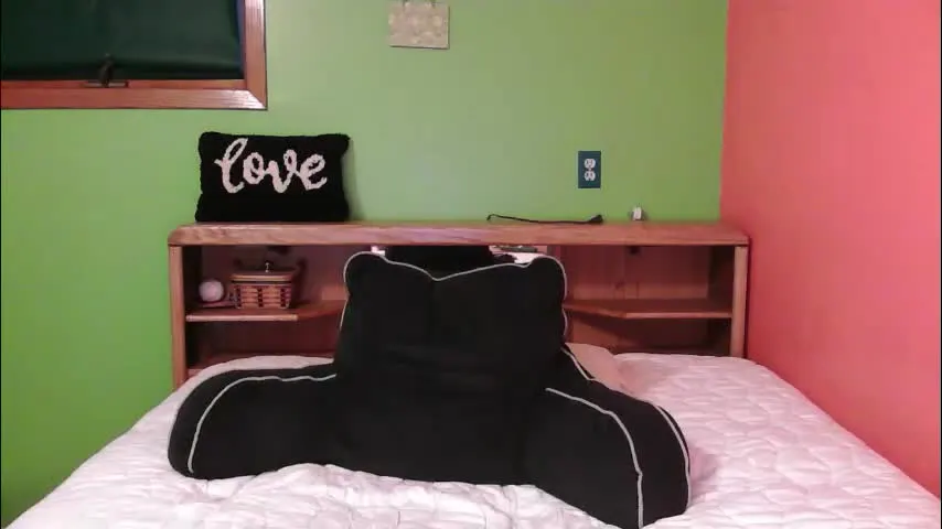 glamtransgoddess15 — come hang out and chat with your girl Chill trans girl, come hang out your trans girlfriend online Cute trans girl, good vibes only #sexy #tease #trans #flirt #edging