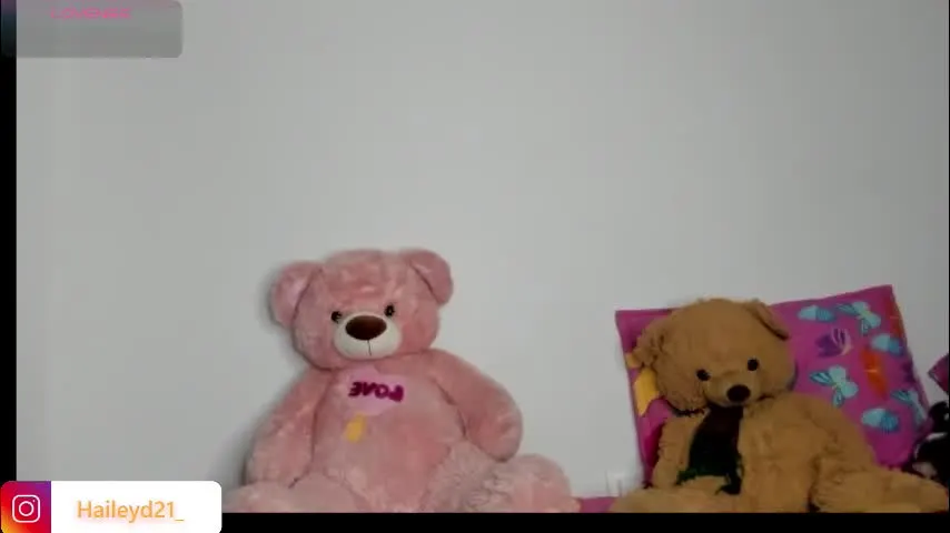 haileyduke — fuck boobs PVT ON! Levels 11-55-111🔥 Make my pussy SQUIRT💦 #shaved #bigass #bigboobs #latina #squirt [111 tokens remaining]