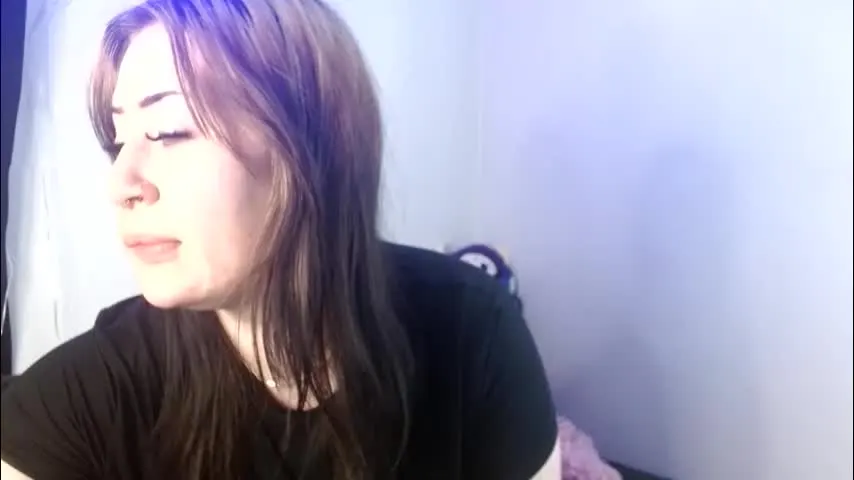 harleydem0n666 — Goal: Topless #cute #young #natural #lovense #bigboobs - Next Goal: Fully Nude