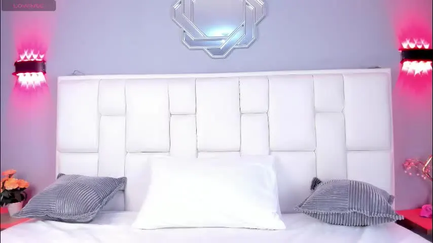 kathymirrow — GOAL: Finger pussy 💕 [389 tokens remaining] Make my boobs pop out and make me have the best orgasm of my life. Lush on! ❤ #bigass #ebony #cumshow #blowjob #curvy