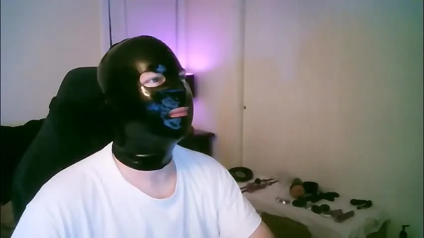 latexminheadroom — hey :) #latex #lovense #chastity #cockring