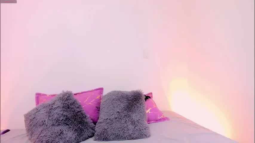 lilicopper__ — Fingering Pussy + Spank Ass x5 times [61 tokens left] #bigass #18 #latina #squirt #lovense HI 💌 SUPPORT IN ME NEW ACCOUND PLEASE🥰 REMEMBER FOLLOW ME 🥵🍑