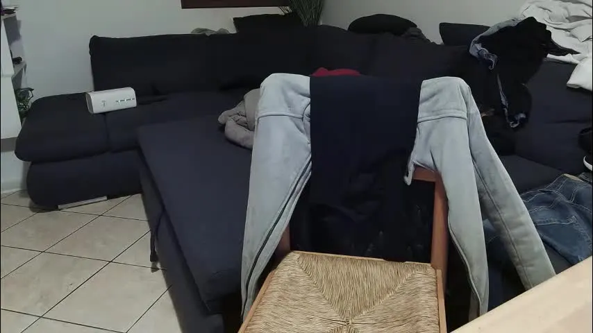 maialinofriuli — I smell my dick #smoke #hairy #italian #armpits #shy [70 tokens remaining]