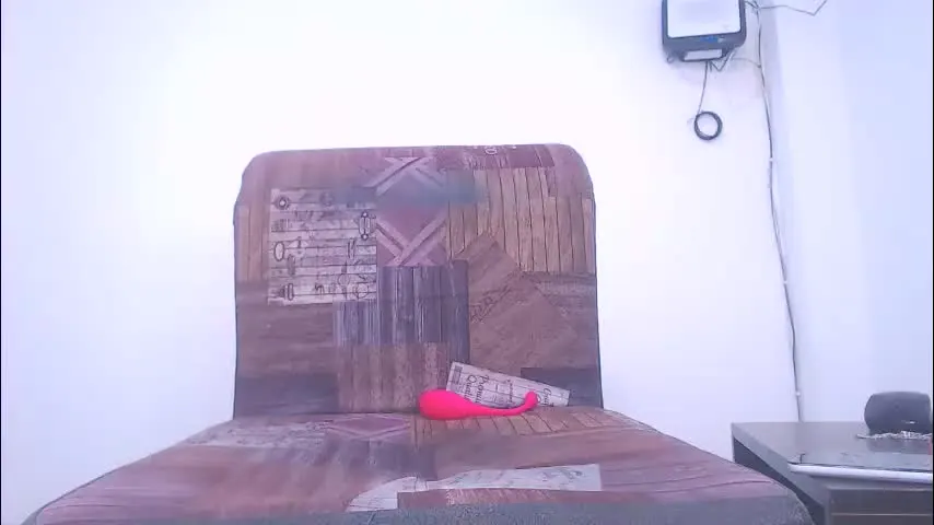 mia_saint20 — #Squirt #lovense #natural #latina #cum #Anal [1940 tokens remaining]