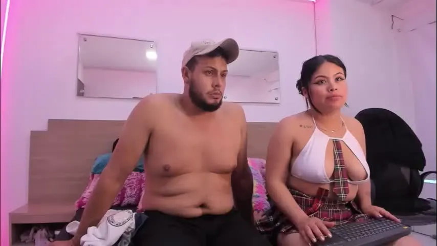 mikengabys — GOAL: Show boobs... [35 tokens remaining] Welcome to my room! #cum #blowjob #squirt #couple #analshow