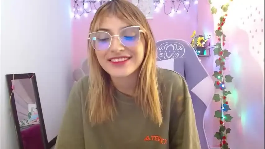 mikka_ela — Naked me