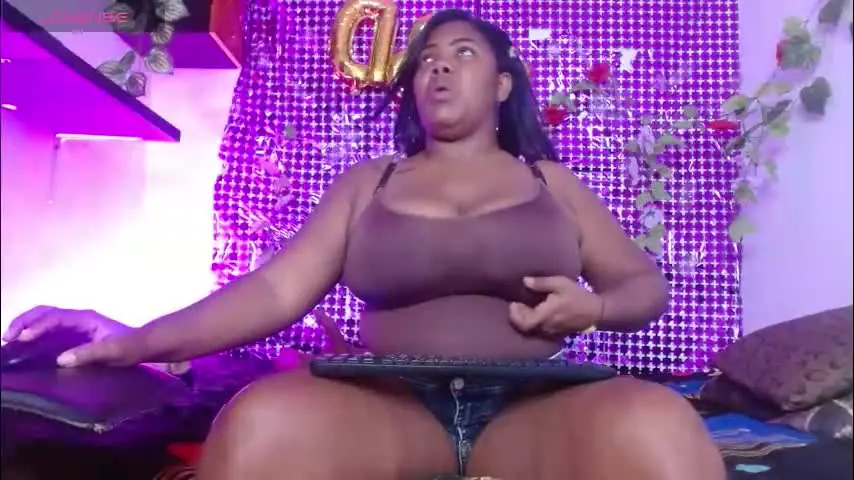 niawk_ — I want to cum on your face [1694 tokens remaining]