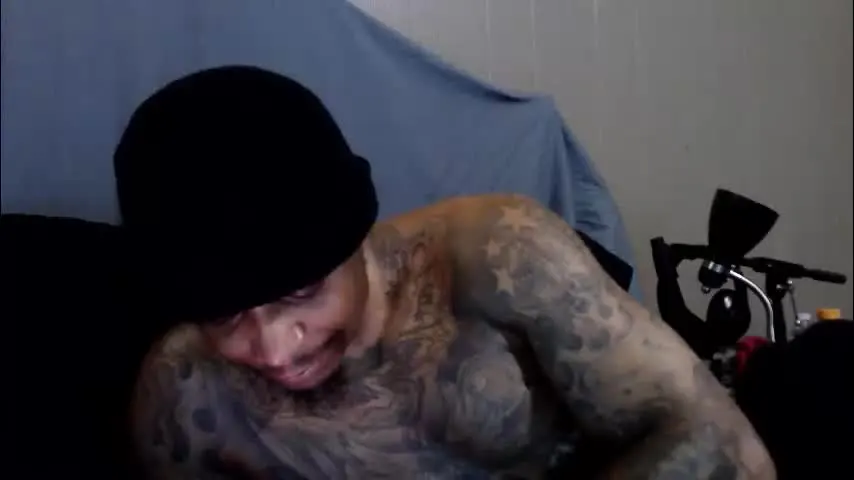 rickavelli — Welcome To My Room #ebony #bbc #cum #bigcock #cumshot #hustle #goal #c2c #42 #24 #rollthedice #menu #dick #sale [2000 tokens left]