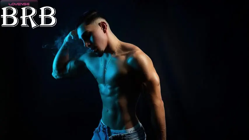 santin_seans — Flex and kisss [50 tokens left] #lovense #cum #muscle #cock #ass