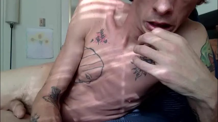 slimstud69 — IT'S HOT OUT! Edging..... Help me Cum :) [0 tokens remaining]