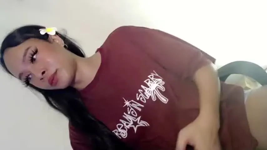 sophia_walker18 — NEWBIE HERE!! WANNA ENJOY MY FRESHLY HOT AND BEAUTIFUL BODY AND CUM TOGETHER!!! #daddysgirl #asian #bigcock #mistress #selfsuck