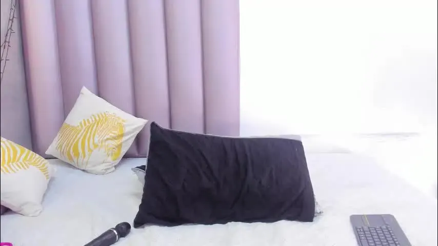 sussanmilf_ — ⭐Anal fantasies with a MILF⭐ #anal #skinny #milf #latina #bigass