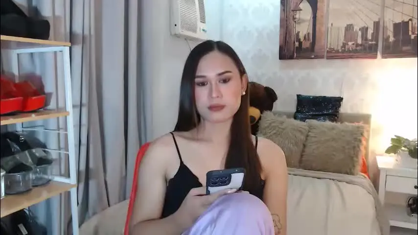 sweet_kendra143 — Hi daddy wc to my room #asian #smavllboobs #feet #smoke #anal #loe [1000 tokens remaining]