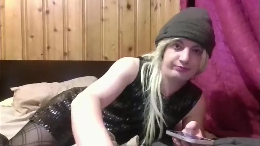 teepz97 — Tara :) #femboy #sissy #new