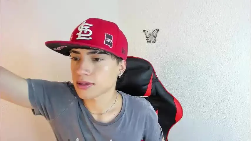 thiago_dv — Welcome !! #femboy #young #new #twink #cum [1500 tokens remaining]