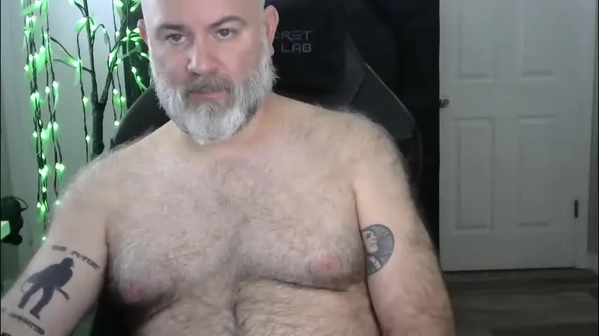 xjohnniex77 — Max 2 ON 🔥 Tips Control the Toy [333 tokens remaining]