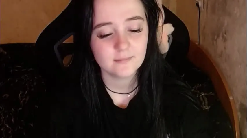 your_8a8y — #squirt #cum #anal #daddysgirl #bbw [189 tokens remaining]