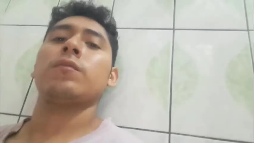 basic2001 — Big cum🥵 #cum #young #bigcock #bigballs [395 tokens remaining]