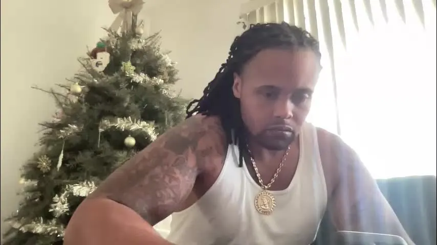 kingdabiggest — make my #bbc #cum {1000} tokens left