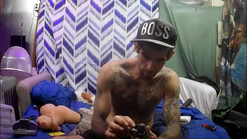 prettyboytatted69 — Prettyboytatted69's room #mature #boss #bwc #blonde #18 daddy loves that sound of love ding ding ding mmmmy