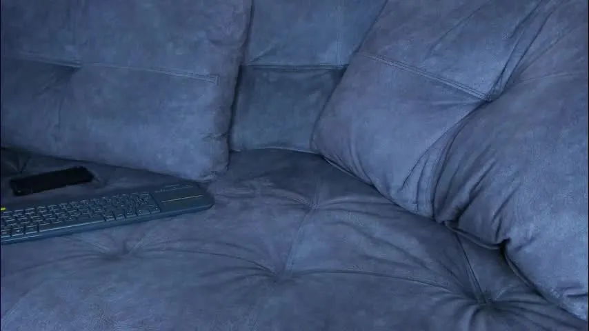 roman_muscle_ — Lovense: Interactive Toy that vibrates with your Tips - Multi-Goal : Cum show! #lovense #muscle #master #ass #domination