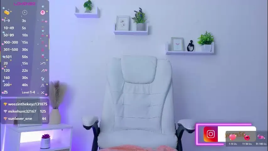 liah__19 — 💦 Close to pleasure! Help me get there 😈 - Multi Goal: Oil in my big ass (goal 5) [50tk each Goal] #lovense #anal #latina #squirt #new