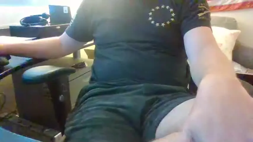 bourbonman144 — #dilf #dirtytalk #c2c #masturbation #dadbod