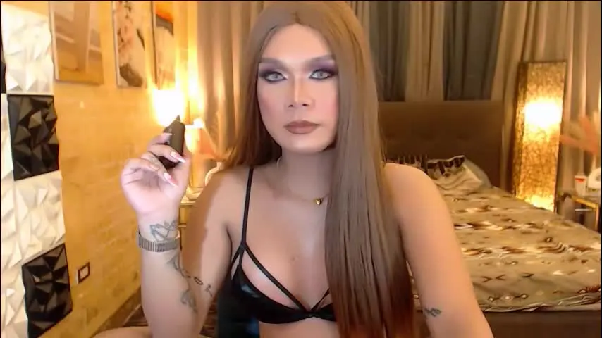 chixfranching — THE QUEEN IS BACKKKK! 💫 #mistress #daddysgirl #sissy #sph #cei