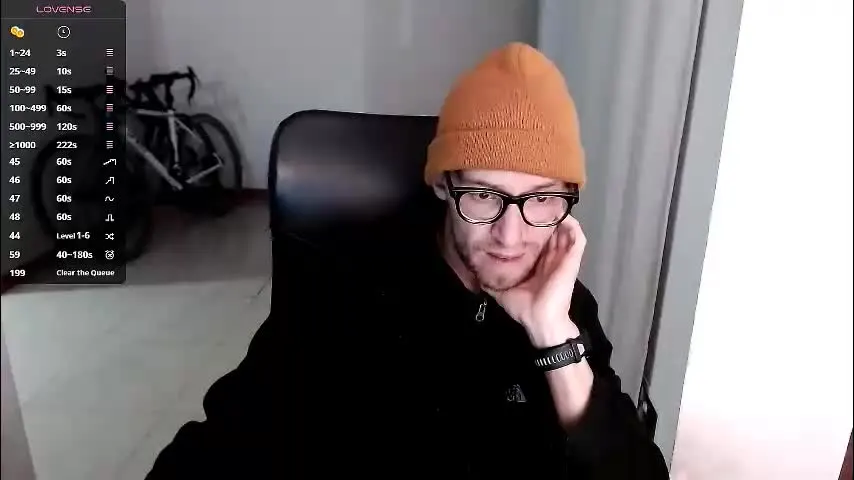 gingerale212 — Welcome to my room! - Goal: NAKED [350 tokens left] #ginger #muscle #bi #stud #abs