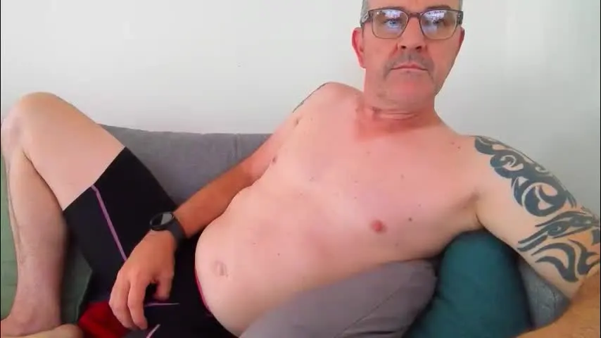 hempie1973 — Hempie1973's room