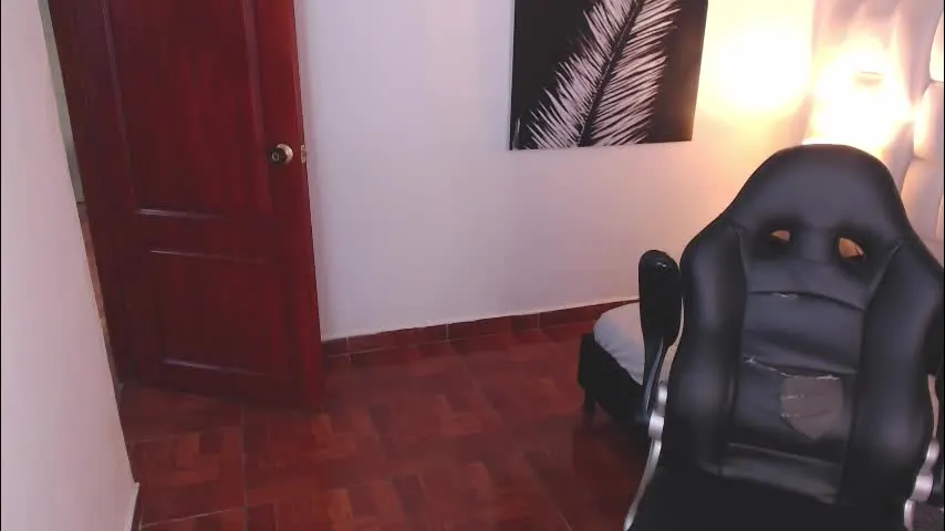 jeremy_lane — BIG LOAD FULL BALLS #cumshow #muscle #tattoo #latino #monstercock [1475 tokens remaining]