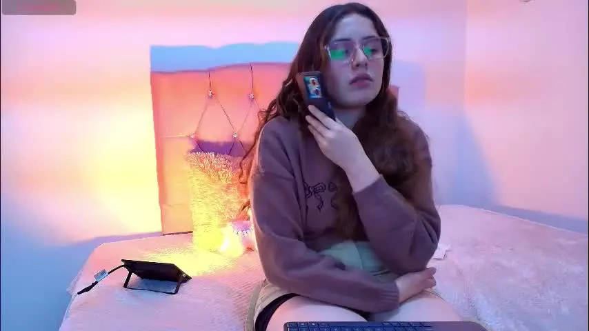 kalyth_miller — Kalyth_miller's room #new #18 #latina #teen #young